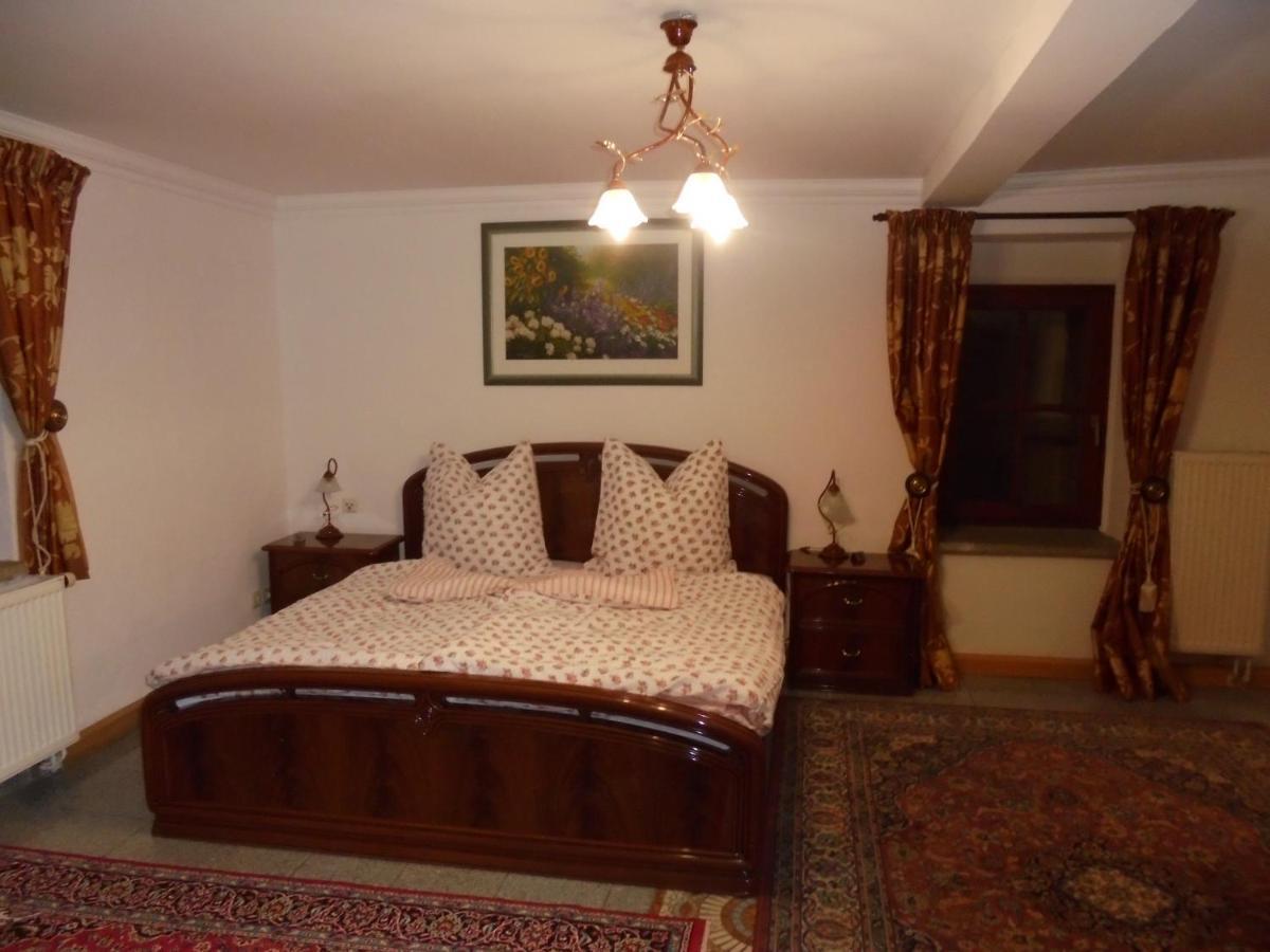 Apartmenthaus Am Schlosspark Schkopau Eksteriør bilde