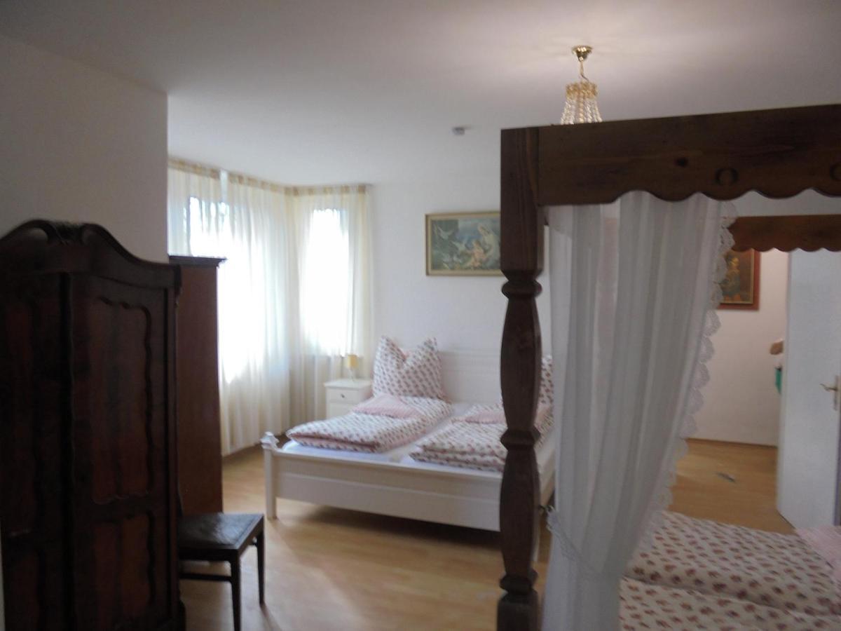 Apartmenthaus Am Schlosspark Schkopau Eksteriør bilde