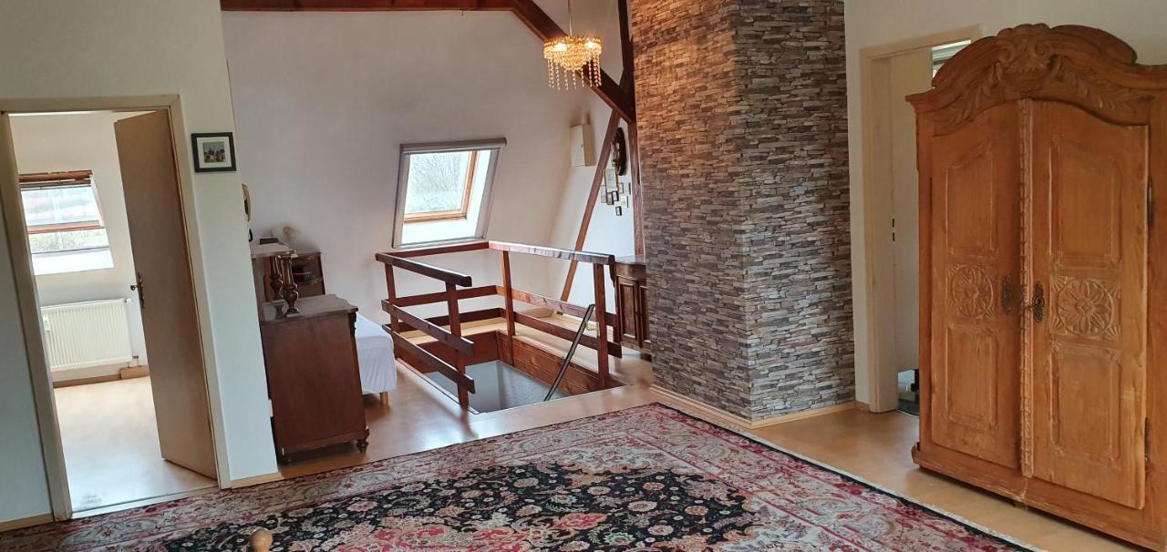 Apartmenthaus Am Schlosspark Schkopau Eksteriør bilde